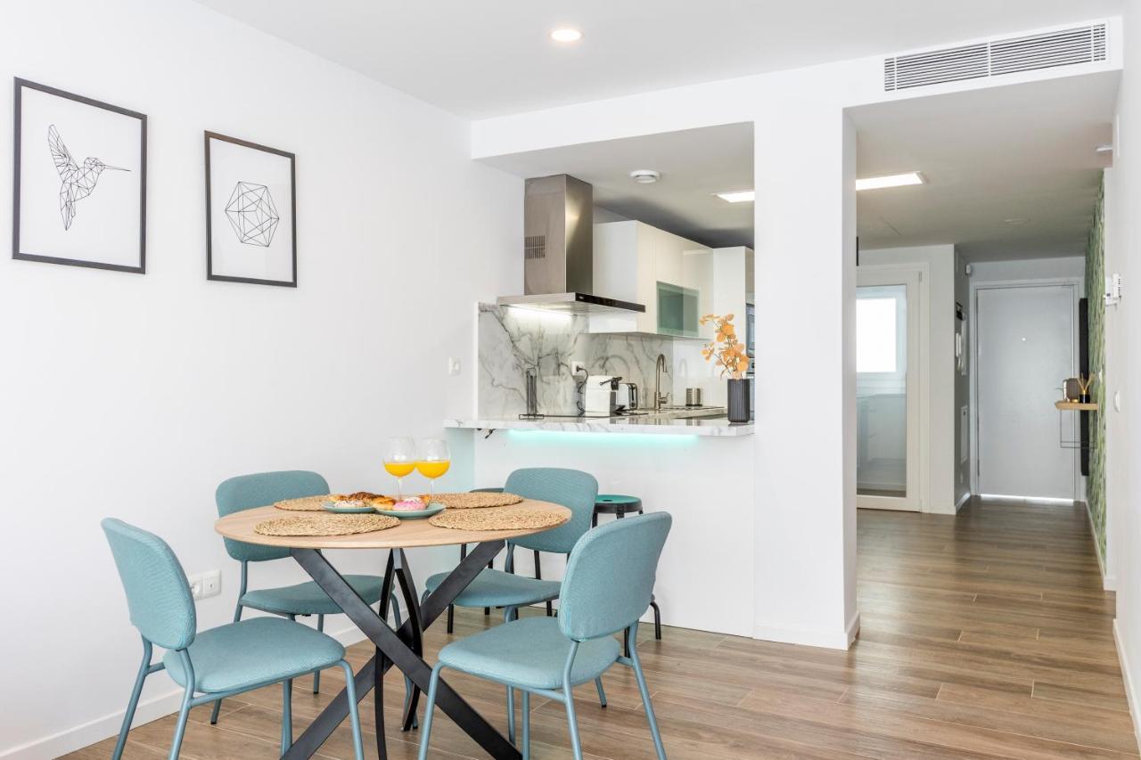 Fabuloso Apartamento Nuevo Con Parking Y Piscina Málaga Eksteriør billede