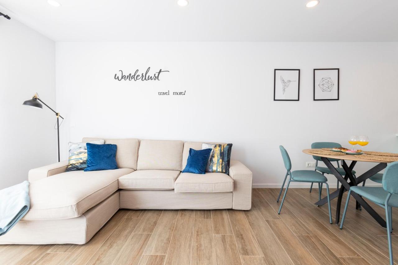 Fabuloso Apartamento Nuevo Con Parking Y Piscina Málaga Eksteriør billede