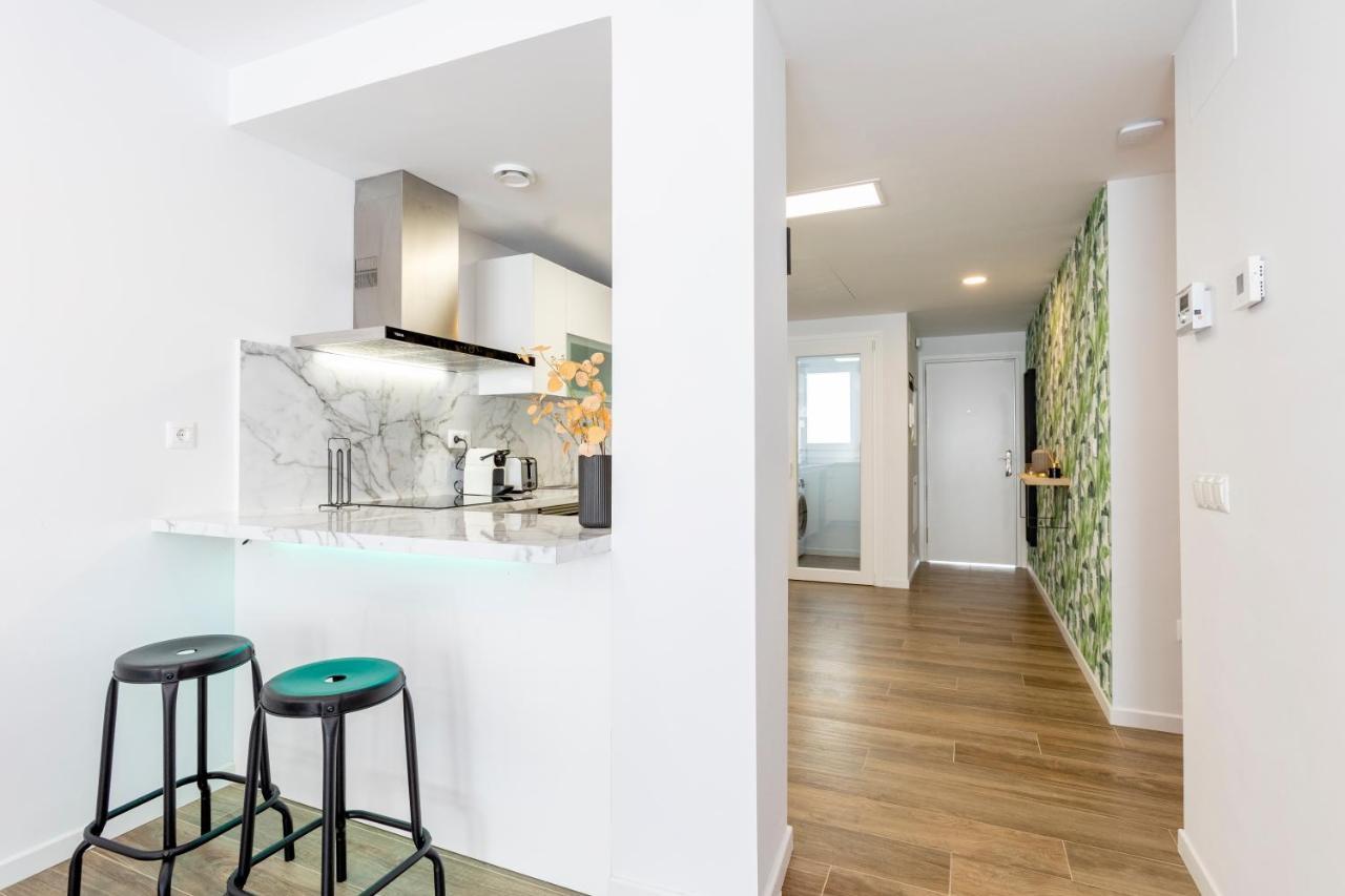Fabuloso Apartamento Nuevo Con Parking Y Piscina Málaga Eksteriør billede