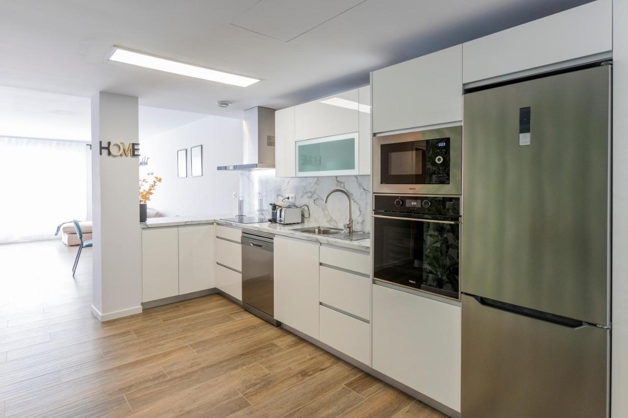 Fabuloso Apartamento Nuevo Con Parking Y Piscina Málaga Eksteriør billede